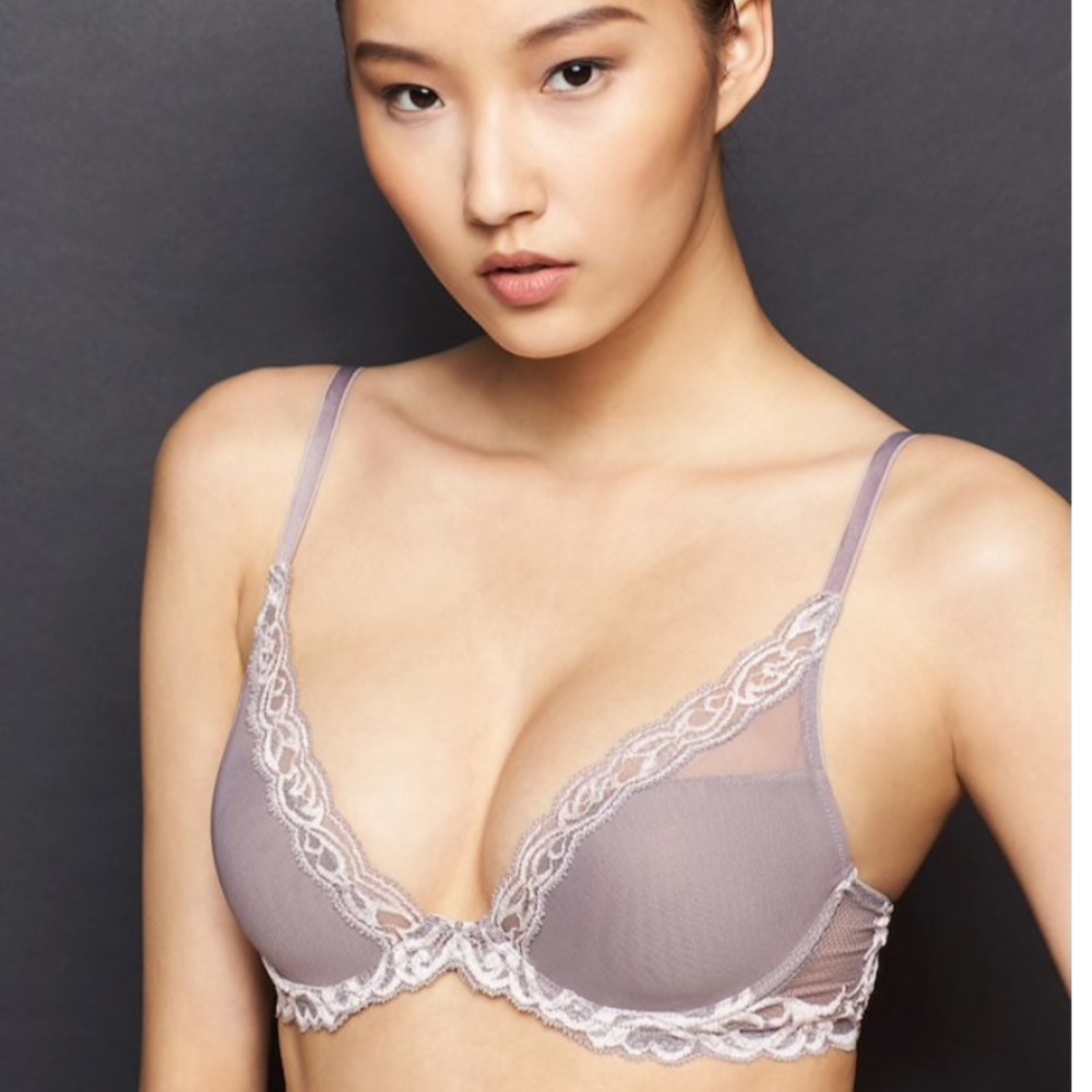 Natori Lacy Bra in Purple